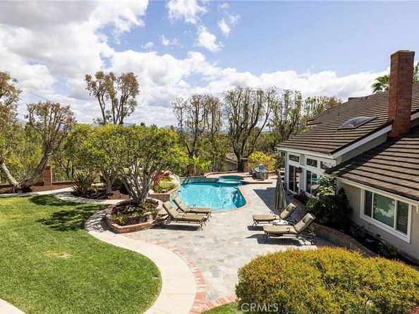 25611 Rangewood Road, Laguna Hills CA 92653