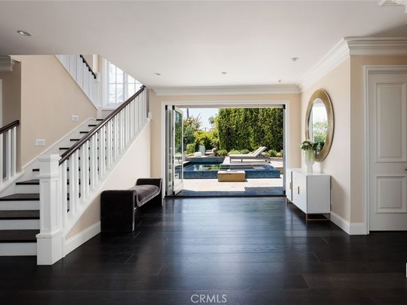 125 Kings Place, Newport Beach CA 92663
