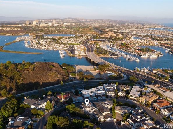 125 Kings Place, Newport Beach CA 92663