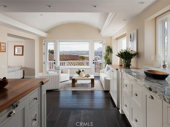 125 Kings Place, Newport Beach CA 92663