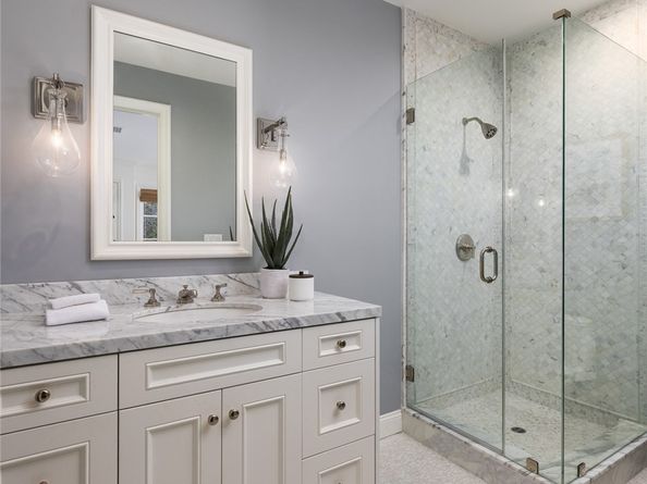 125 Kings Place, Newport Beach CA 92663