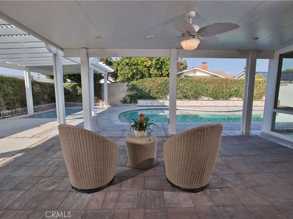 6091 DUNDEE Drive, Huntington Beach CA 92647