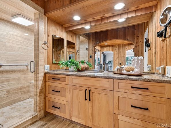 30 Nuevo 15, Irvine CA 92612