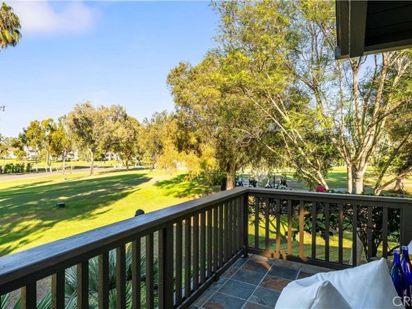 30 Nuevo 15, Irvine CA 92612