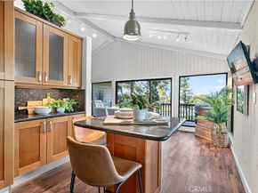 30 Nuevo 15, Irvine CA 92612