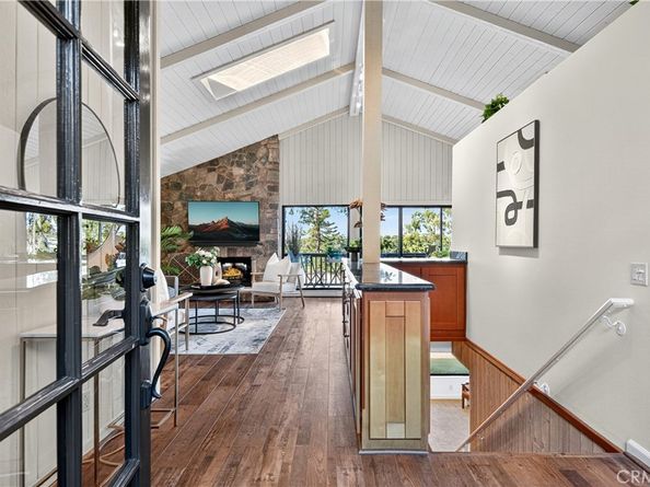 30 Nuevo 15, Irvine CA 92612