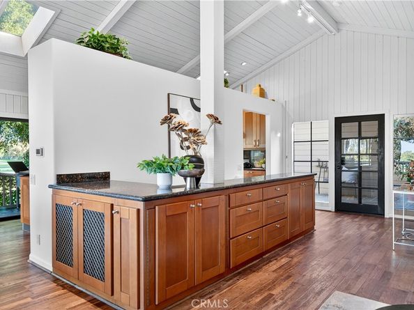 30 Nuevo 15, Irvine CA 92612