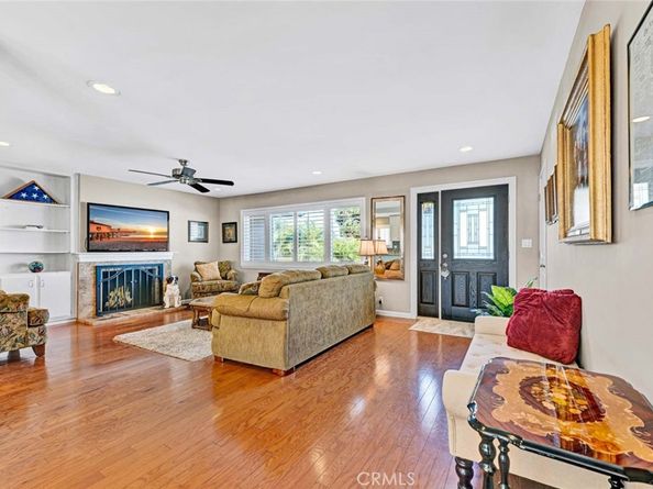 255 Monte Vista 11, San Clemente CA 92672