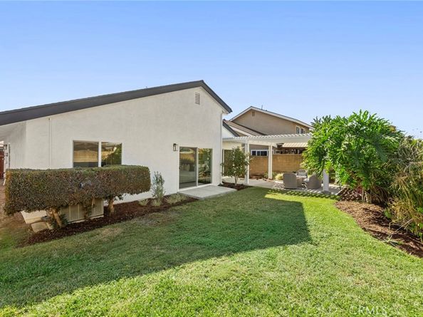 6009 E Avenida Arbol, Anaheim Hills CA 92807