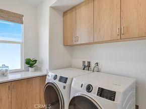 1750 E Park Street 18, Anaheim CA 92805