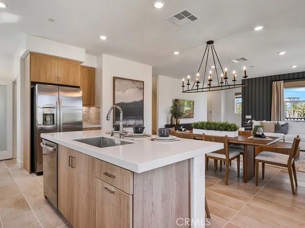 1750 E Park Street 18, Anaheim CA 92805