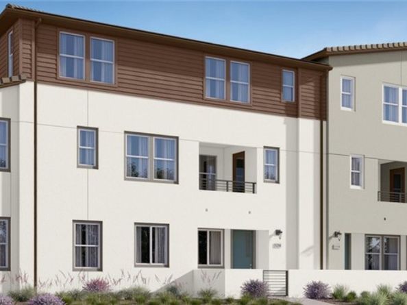 1750 E Park Street 18, Anaheim CA 92805