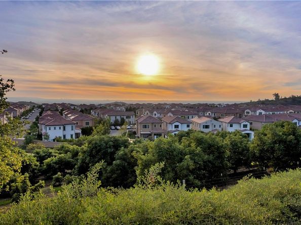 343 Paradiso, Irvine CA 92602