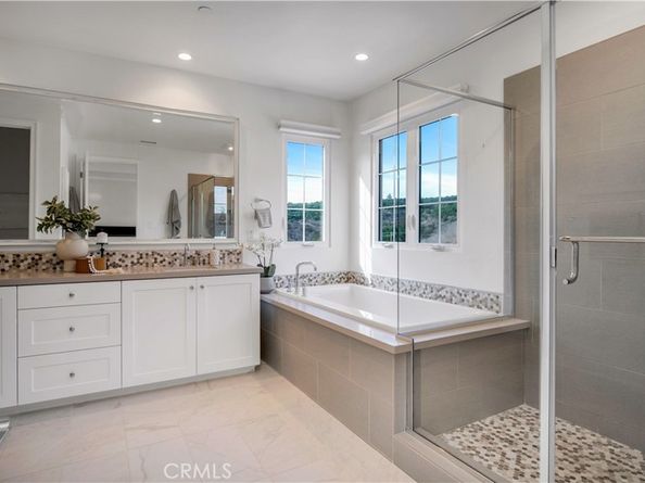 343 Paradiso, Irvine CA 92602