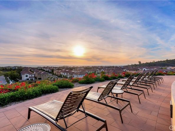 343 Paradiso, Irvine CA 92602