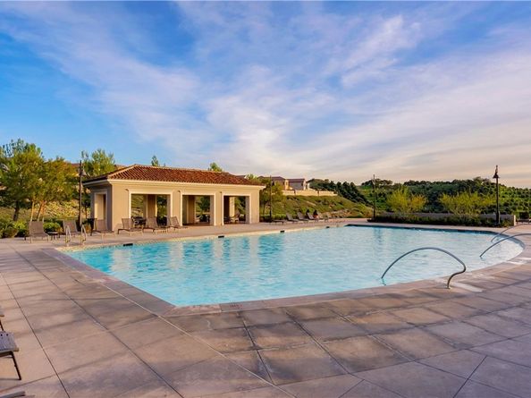 343 Paradiso, Irvine CA 92602