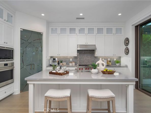 343 Paradiso, Irvine CA 92602