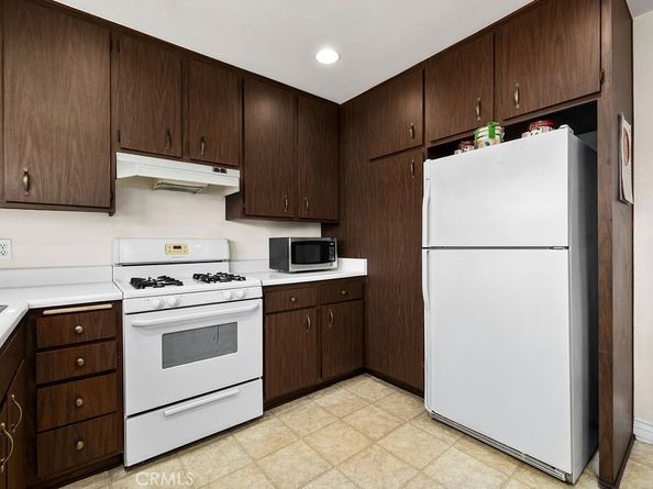 35 Firwood, Irvine CA 92604