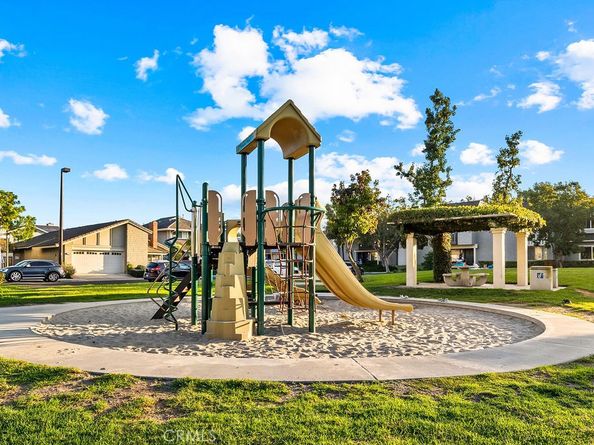 35 Firwood, Irvine CA 92604