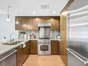 1705 Ocean Avenue 210, Santa Monica CA 90401