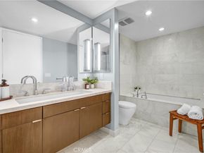 1705 Ocean Avenue 210, Santa Monica CA 90401