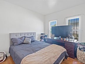 1637 W 37th Street, Los Angeles CA 90018