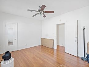 1637 W 37th Street, Los Angeles CA 90018