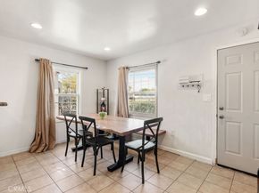 672 E 112th Street, Los Angeles CA 90059