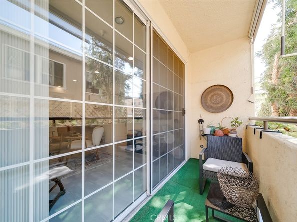 10824 Bloomfield Street 106, Toluca Lake CA 91602