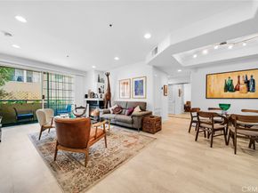 10824 Bloomfield Street 106, Toluca Lake CA 91602