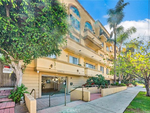 10824 Bloomfield Street 106, Toluca Lake CA 91602