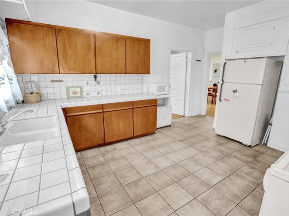 1417 S Norton Avenue, Los Angeles CA 90019