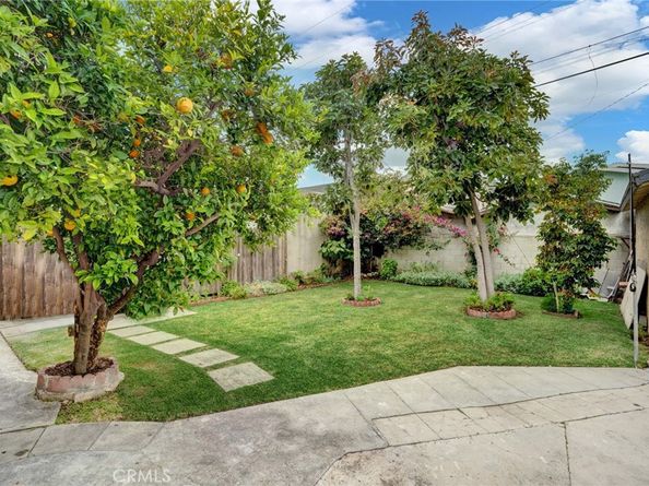 1417 S Norton Avenue, Los Angeles CA 90019