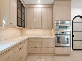 4239 Tarzana Estates Dr., Tarzana CA 91356