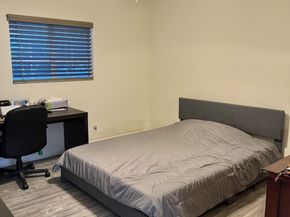 10549 Rhodesia, Sunland CA 91040