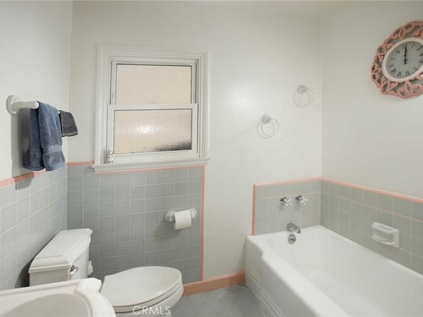 6903 Halbrent Avenue, Van Nuys CA 91405