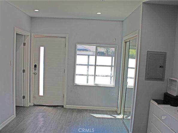 8930 Rubio, North Hills CA 91343