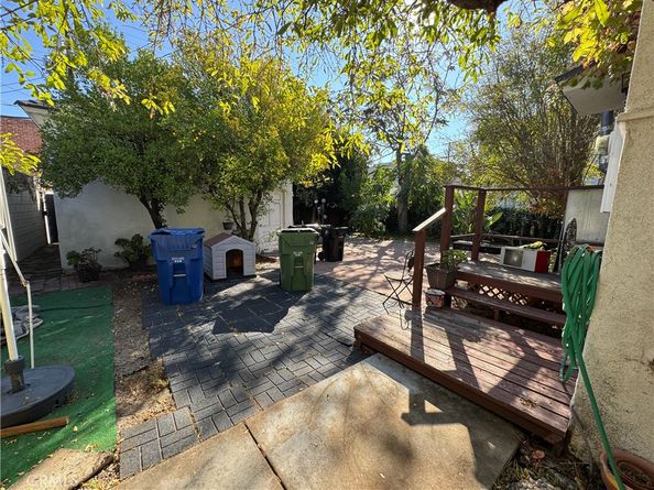 5528 Willowcrest, North Hollywood CA 91601