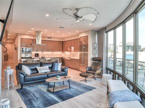 3025 Byron Street 201, Point Loma CA 92106