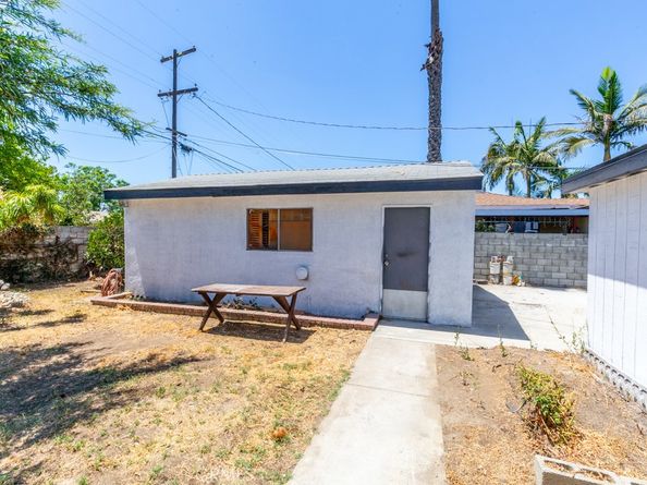 924 E H Street, Ontario CA 91764