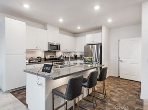 5664 Kate Way 3, Fontana CA 92336