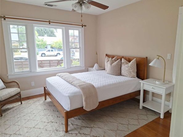 2109 N Marengo Avenue, Altadena CA 91001