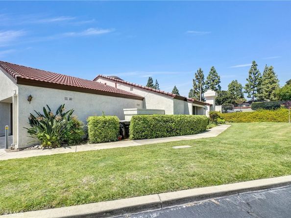 451 Corte Rojo, Upland CA 91786
