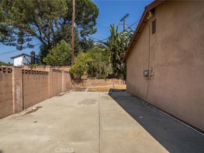 11235 Sunburst Street, Sylmar CA 91342