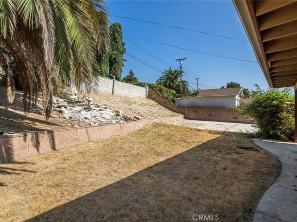 11235 Sunburst Street, Sylmar CA 91342