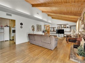 1137 N Pasadena Avenue, Azusa CA 91702