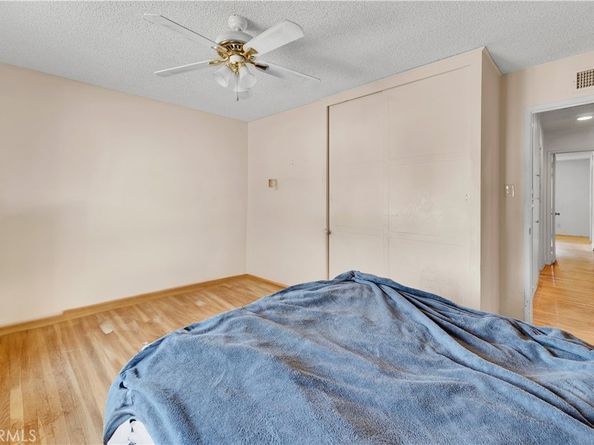 1137 N Pasadena Avenue, Azusa CA 91702