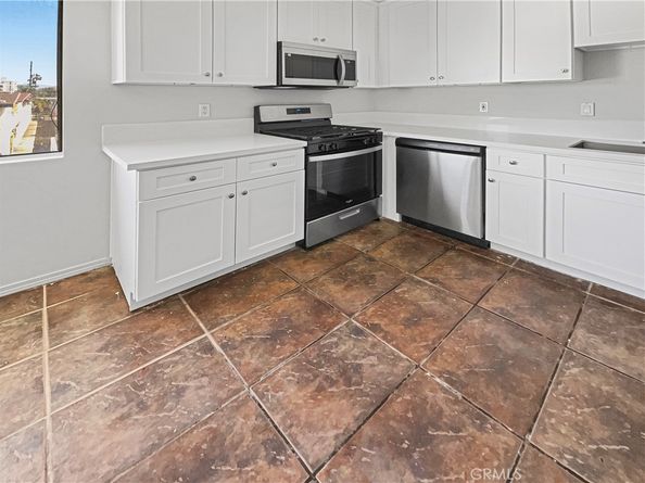 8800 Cedros Avenue 209, Panorama City CA 91402