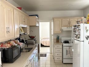 2206 Cowlin Avenue, Commerce CA 90040