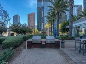 877 Francisco Street 819, Los Angeles CA 90017